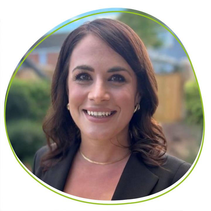 kelly-gordon-alt-sq.jpg