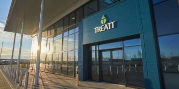 Record performance on all key metrics: full year results